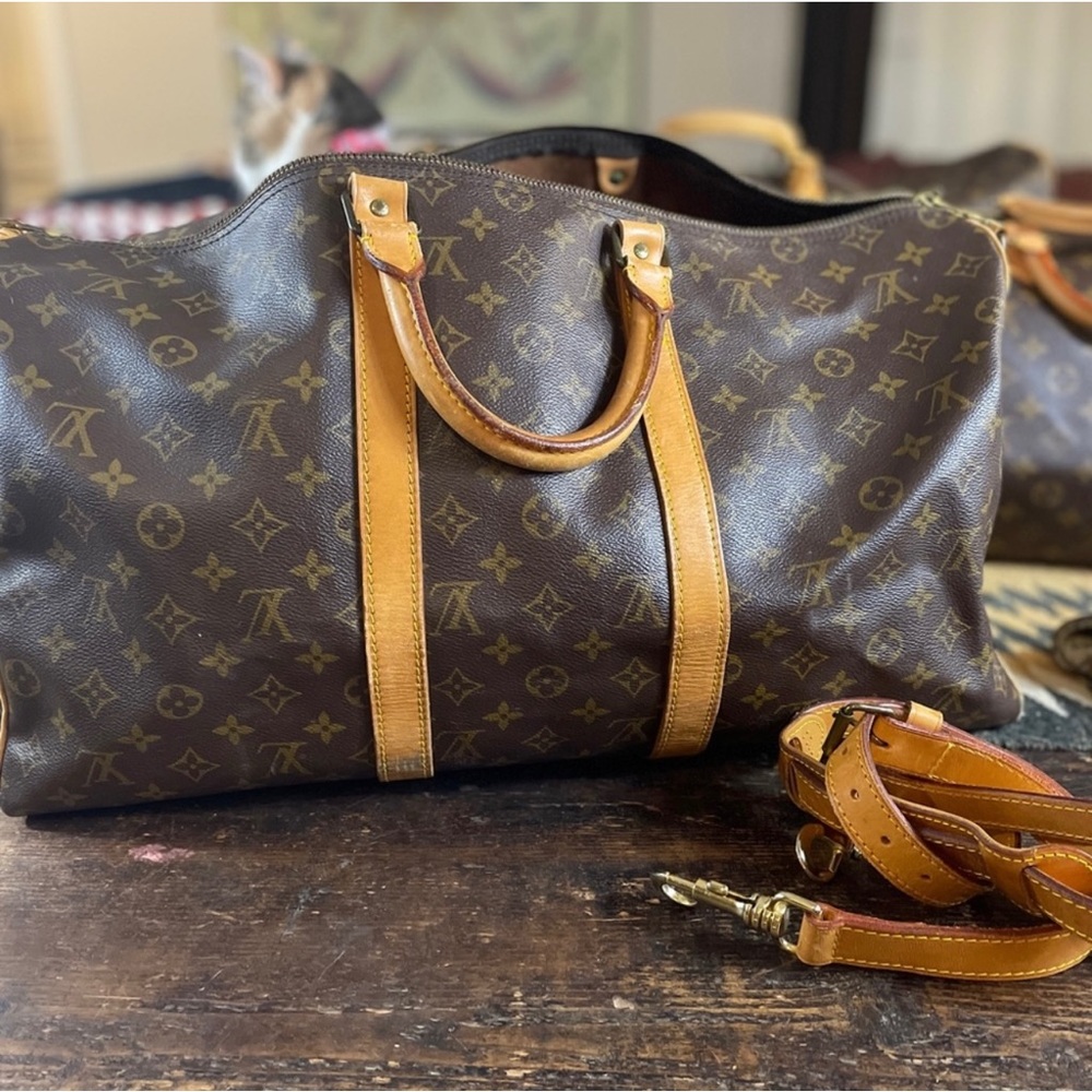 LOUIS VUITTON Monogram Keepall 50